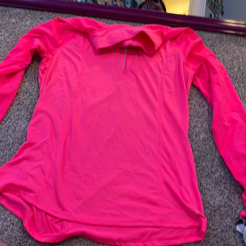 Hot pink long sleeve sip up top